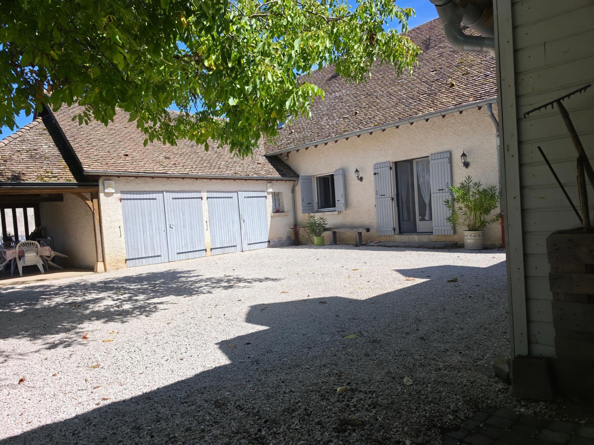 Maison à vendre, 134m², Fontaines