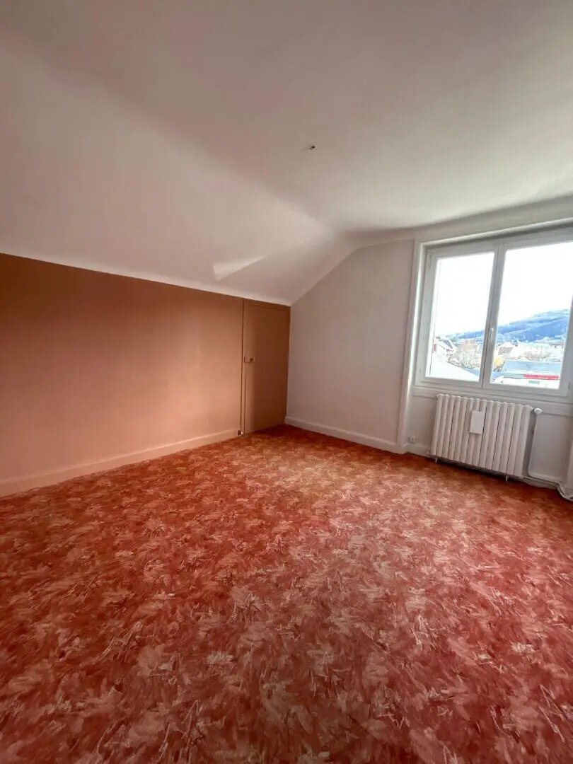 Appartement à vendre, 74m², Vic-sur-Cère