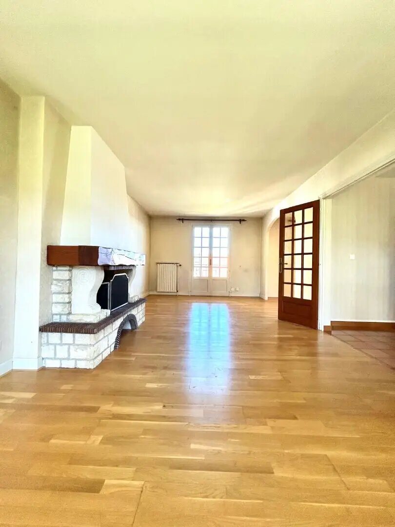 Maison à vendre, 155m², Aurillac