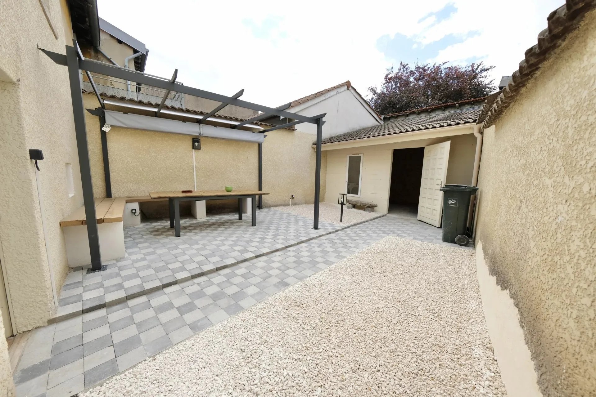 Appartement à louer, 25m², Pierre-Bénite