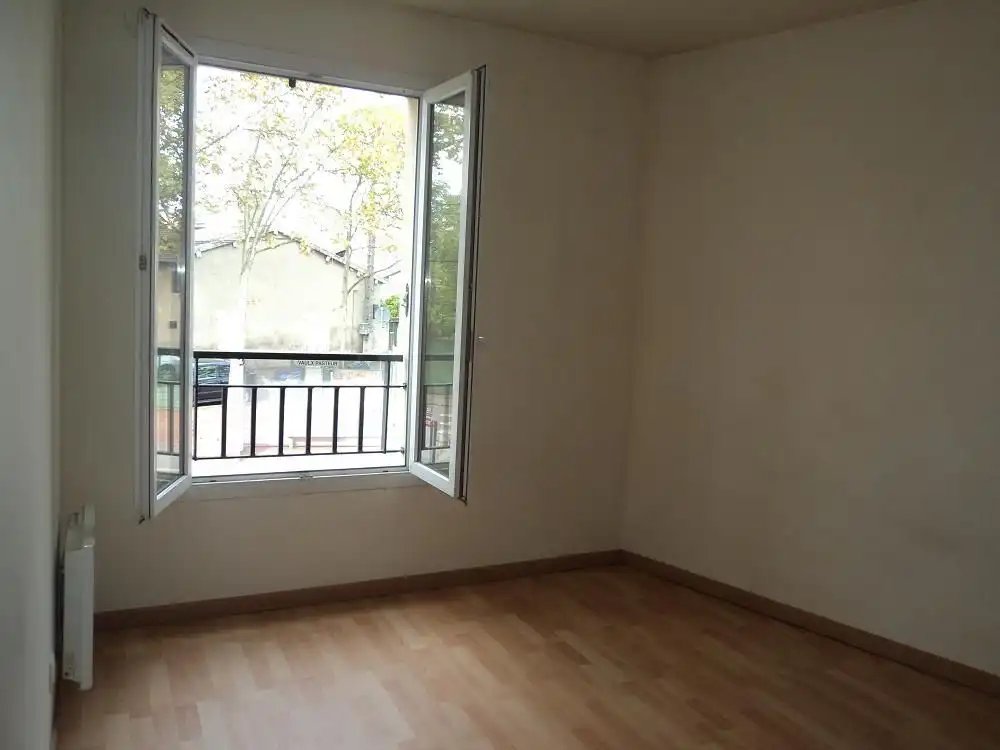 Appartement à louer, 38m², Vaulx-en-Velin