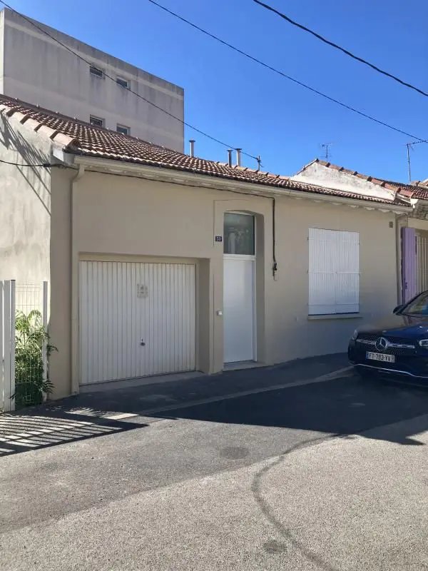 Maison à louer, 43m², Nîmes