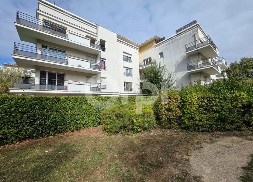 Appartement à louer, 28m², Élancourt