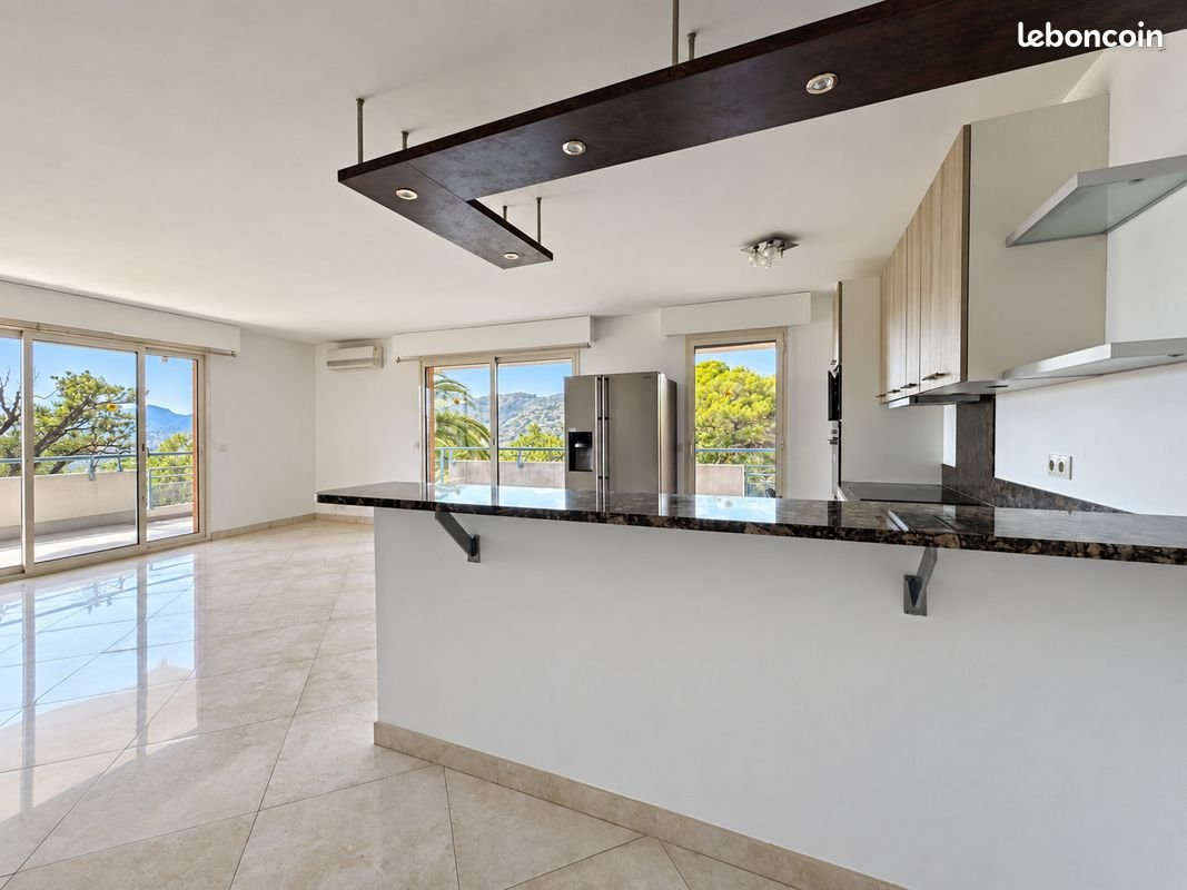 Appartement à louer, 66m², Cannes