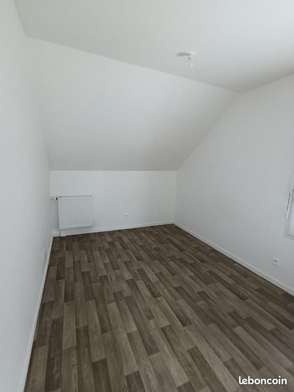Appartement à louer, 64m², Brécé