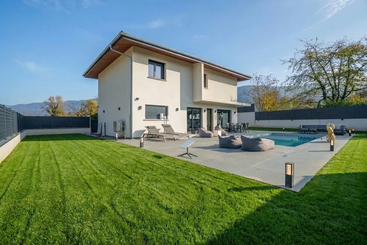 Maison à vendre, 150m², Brenthonne