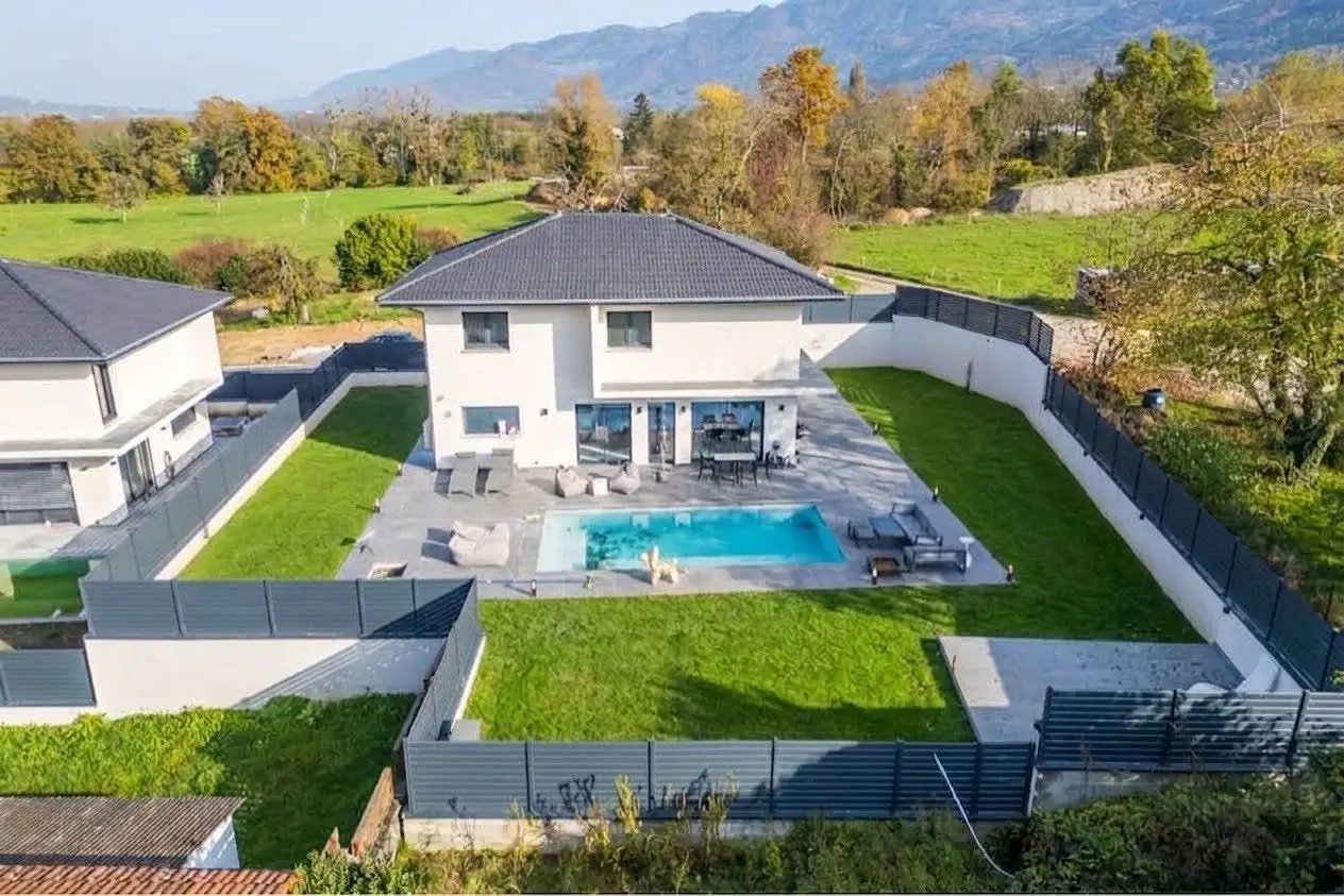 Maison à vendre, 150m², Brenthonne