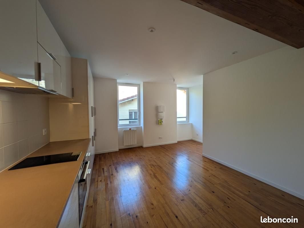 Appartement à louer, 27m², Bourgoin-Jallieu
