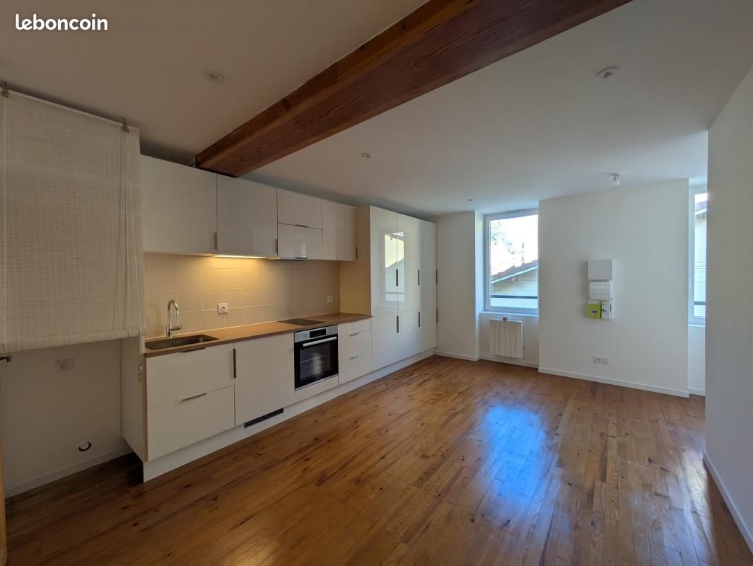 Appartement à louer, 27m², Bourgoin-Jallieu