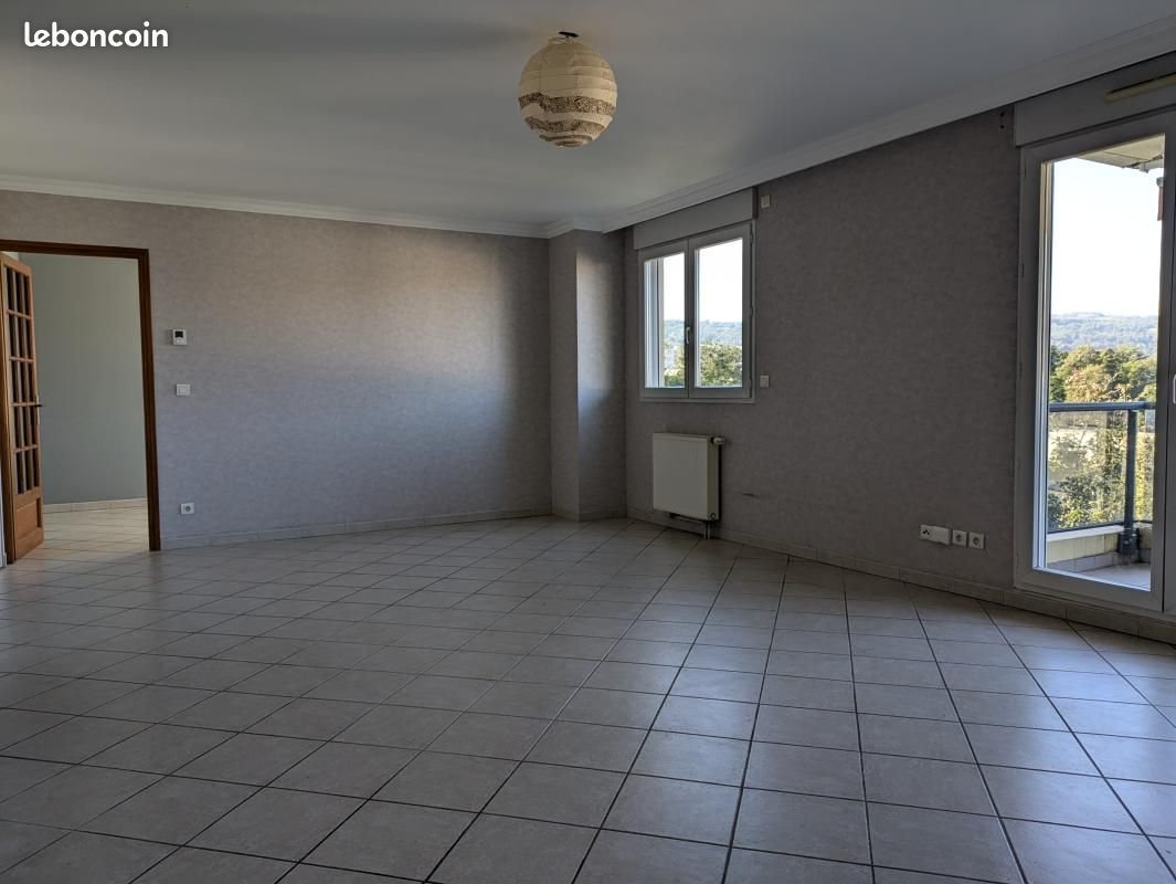 Appartement à louer, 99m², Bourgoin-Jallieu