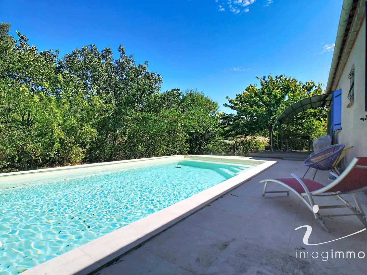 Maison à vendre, 92m², Vailhauquès
