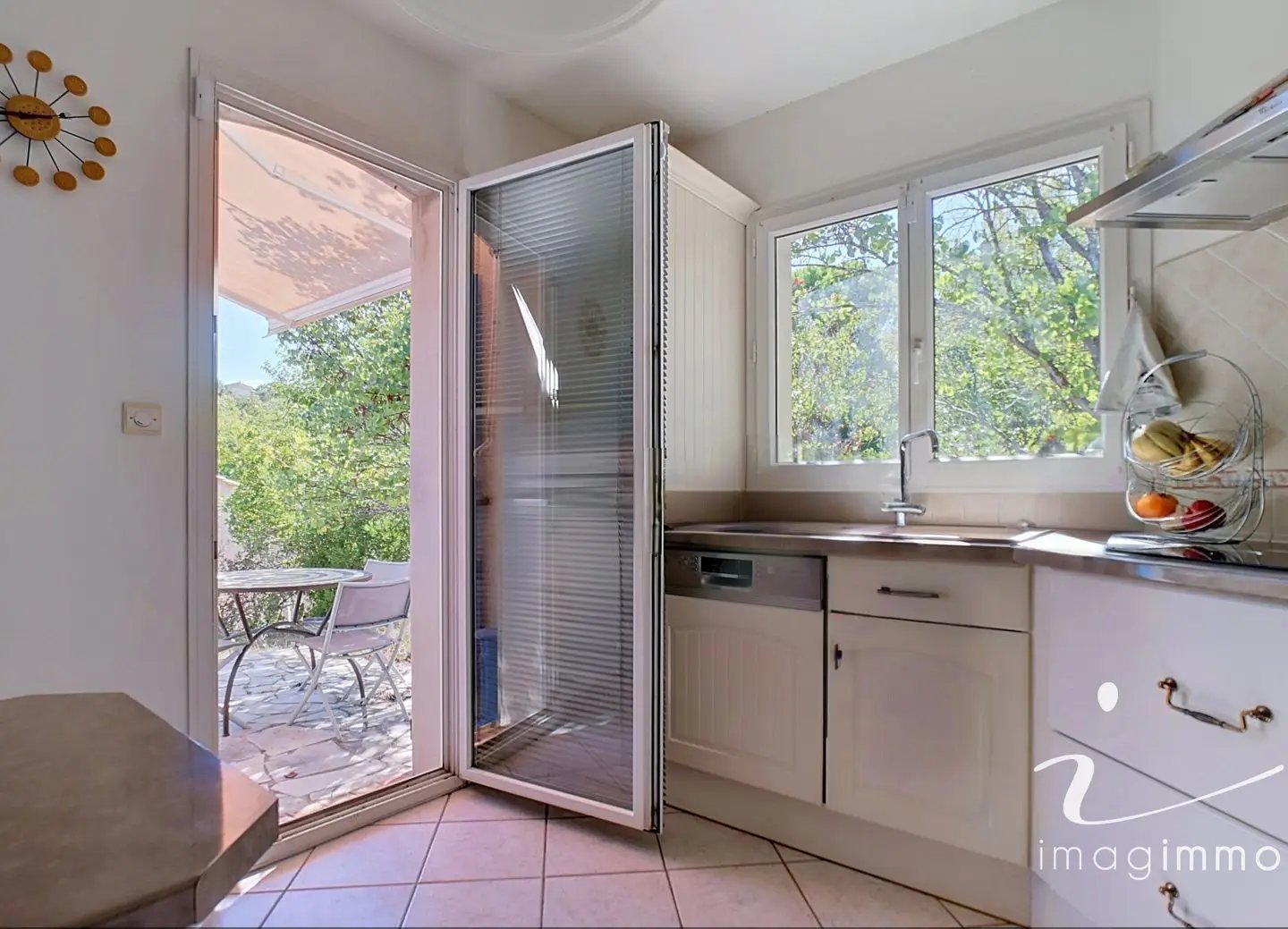 Maison à vendre, 92m², Vailhauquès