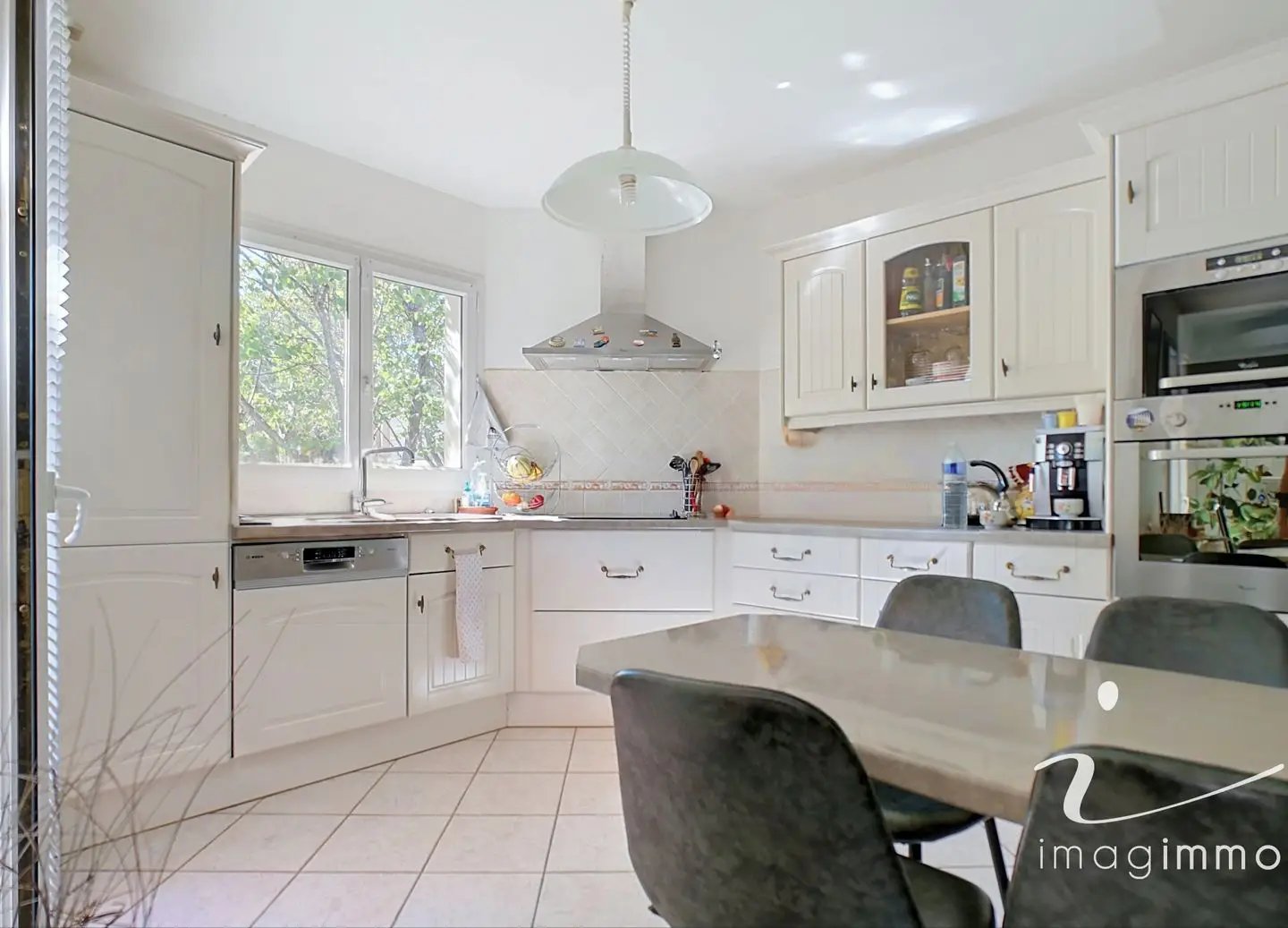 Maison à vendre, 92m², Vailhauquès