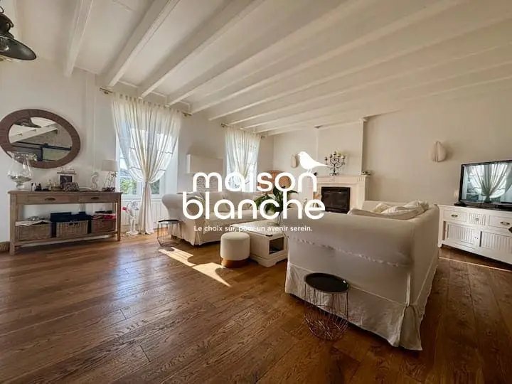 Maison à louer, 200m², Saint-Sauveur-d'Aunis