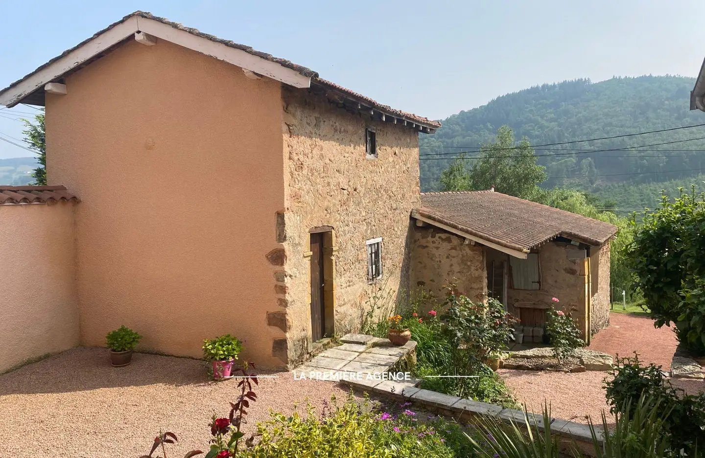 Maison à vendre, 271m², Saint-Forgeux