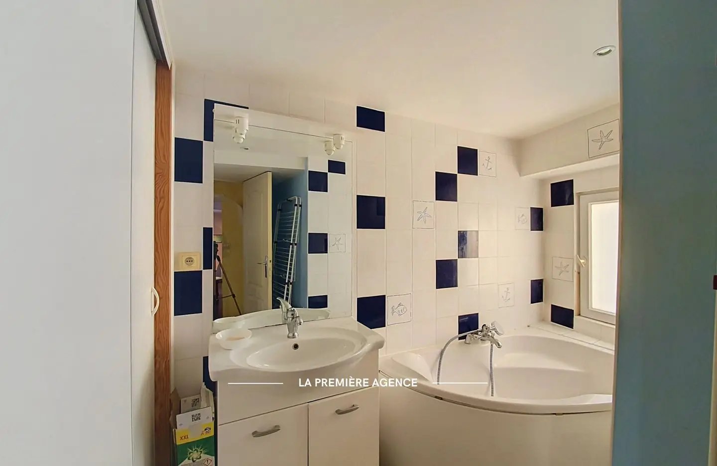Maison à vendre, 101m², Villechenève