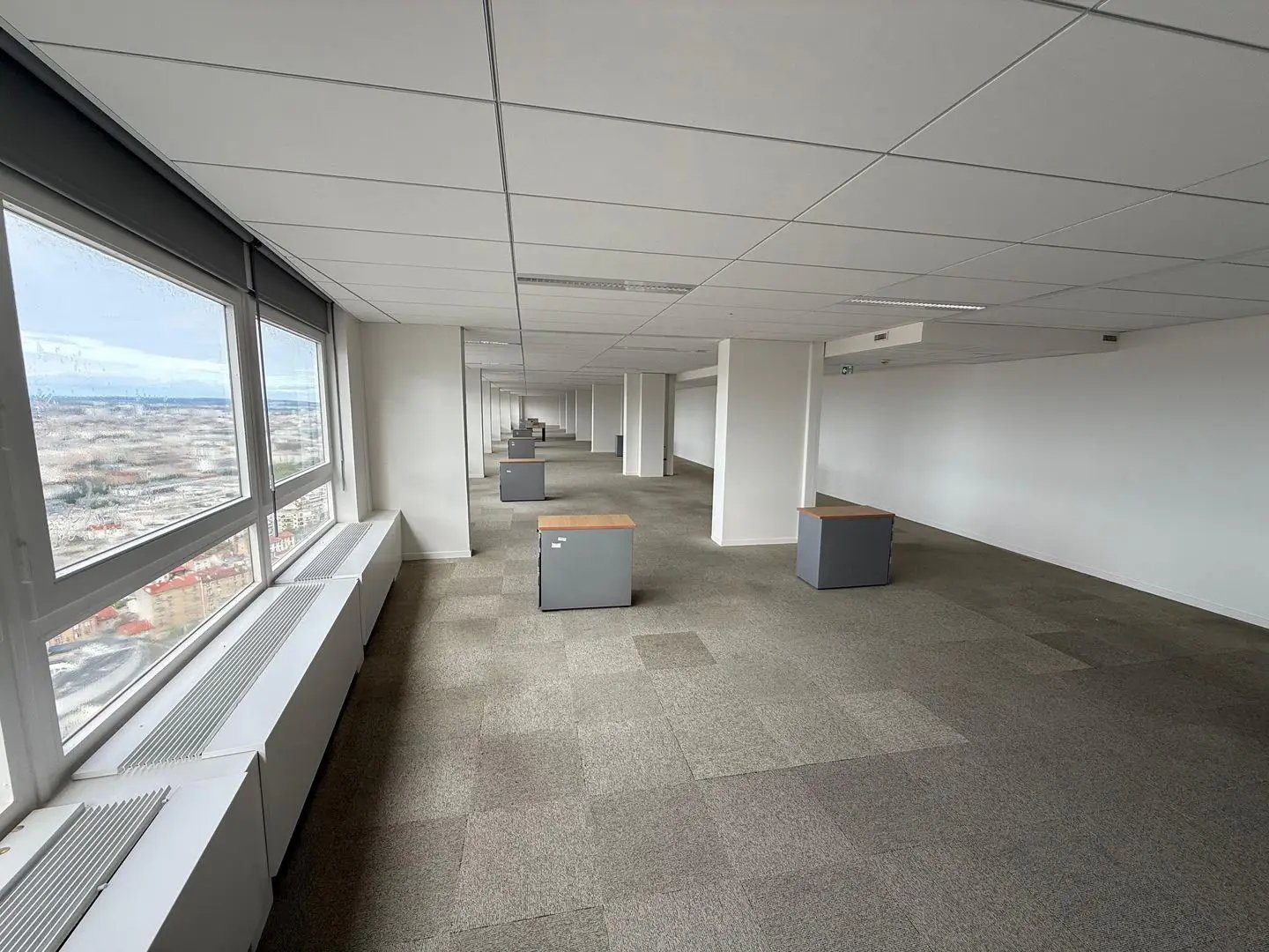 Appartement à louer, 420m², Courbevoie