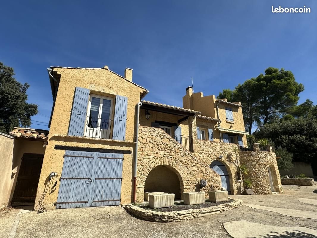 Maison à vendre, 210m², Mornas