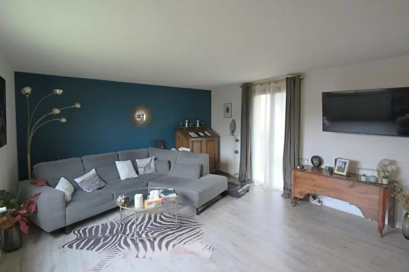 Maison à vendre, 119m², Montamisé