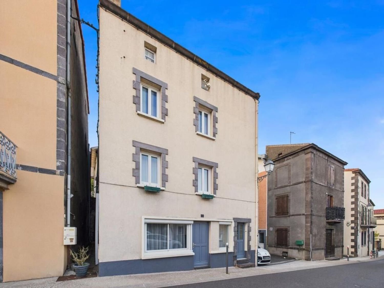 Maison à vendre, 138m², Volvic