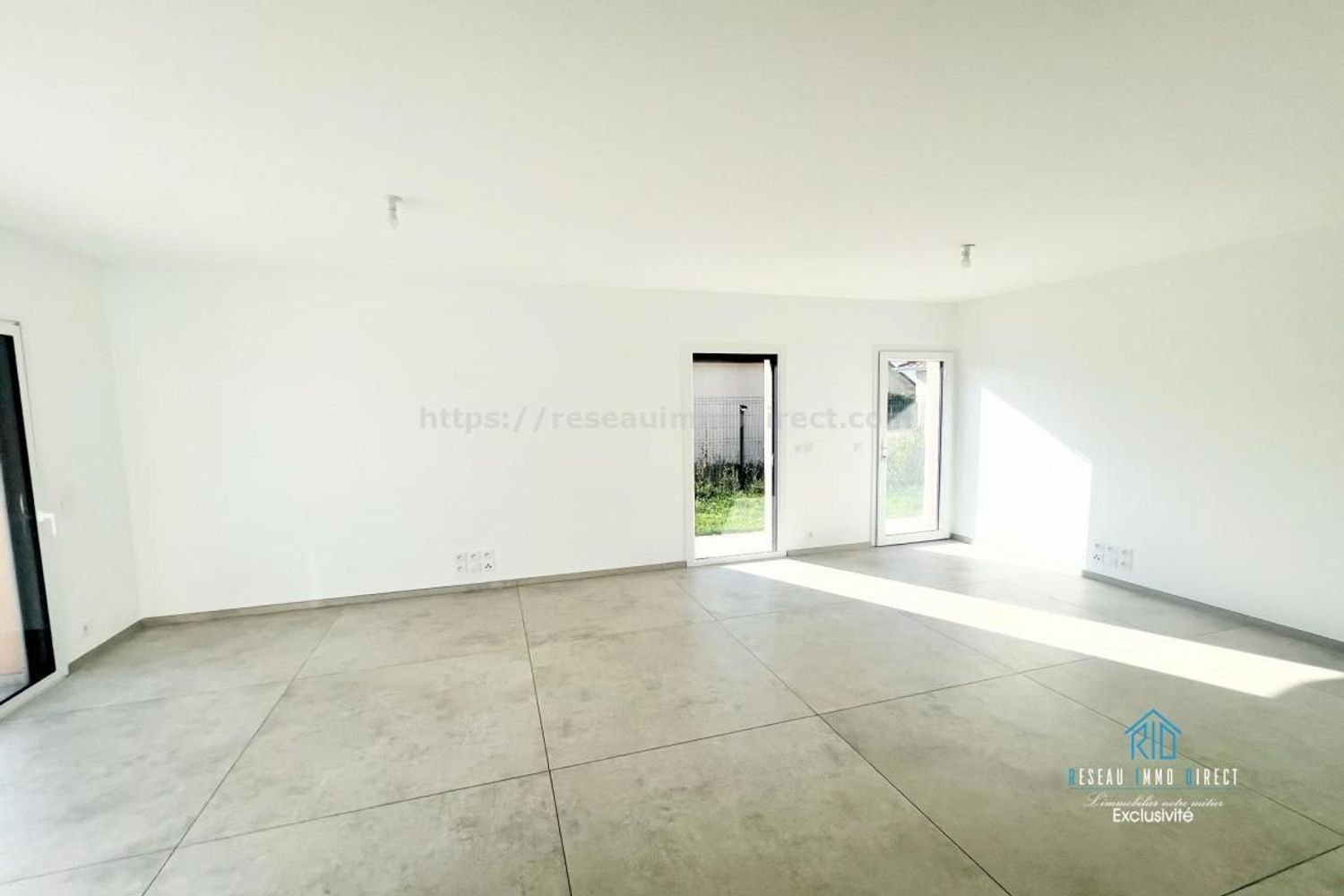 Maison à vendre, 112m², Brézins
