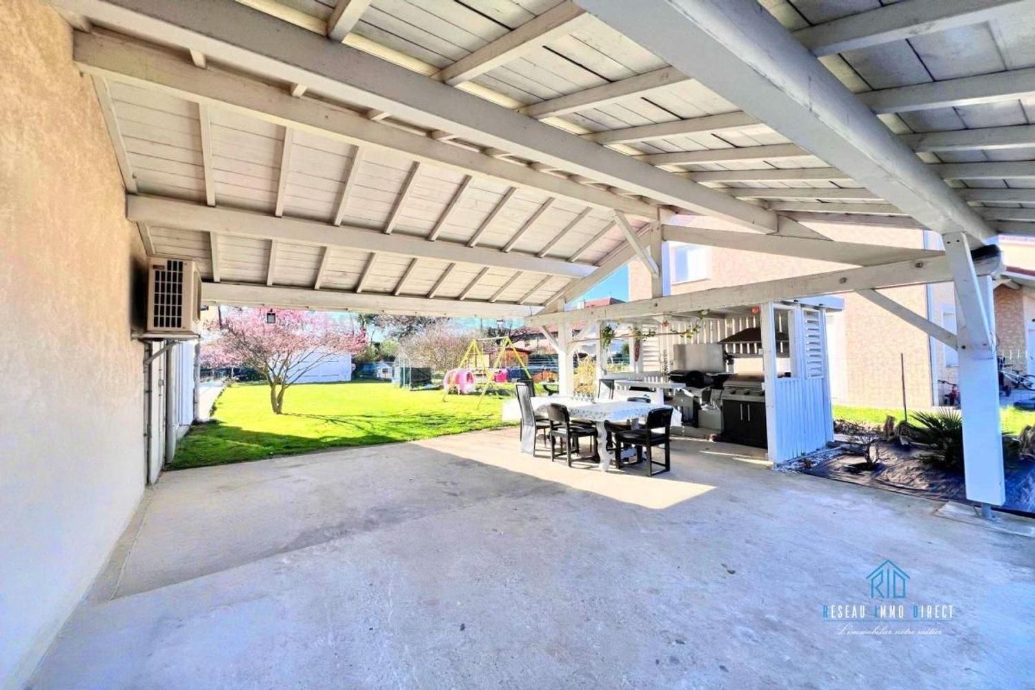 Maison à vendre, 120m², Brézins