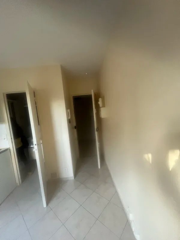 Appartement à louer, 12m², Versailles
