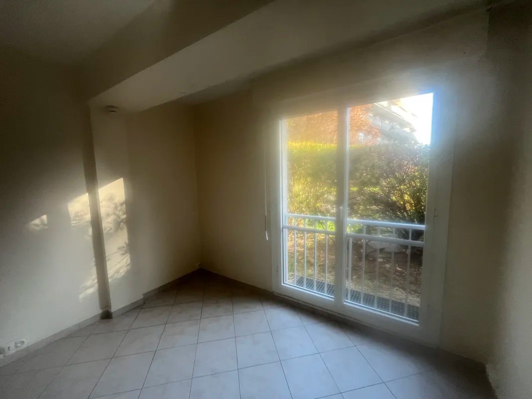 Appartement à louer, 12m², Versailles