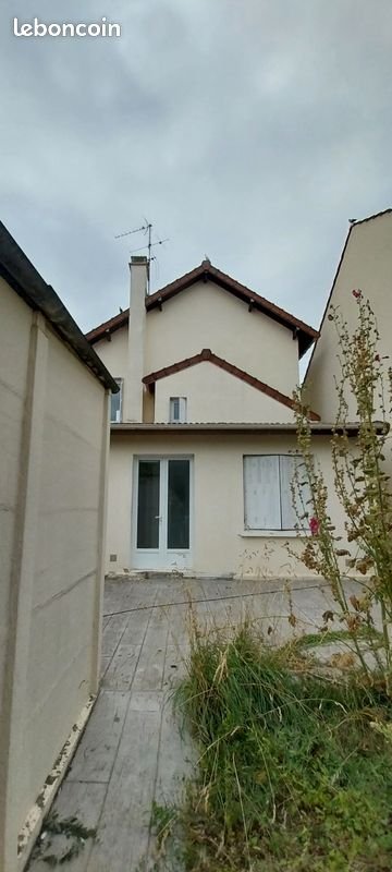 Maison à vendre, 84m², Fosses