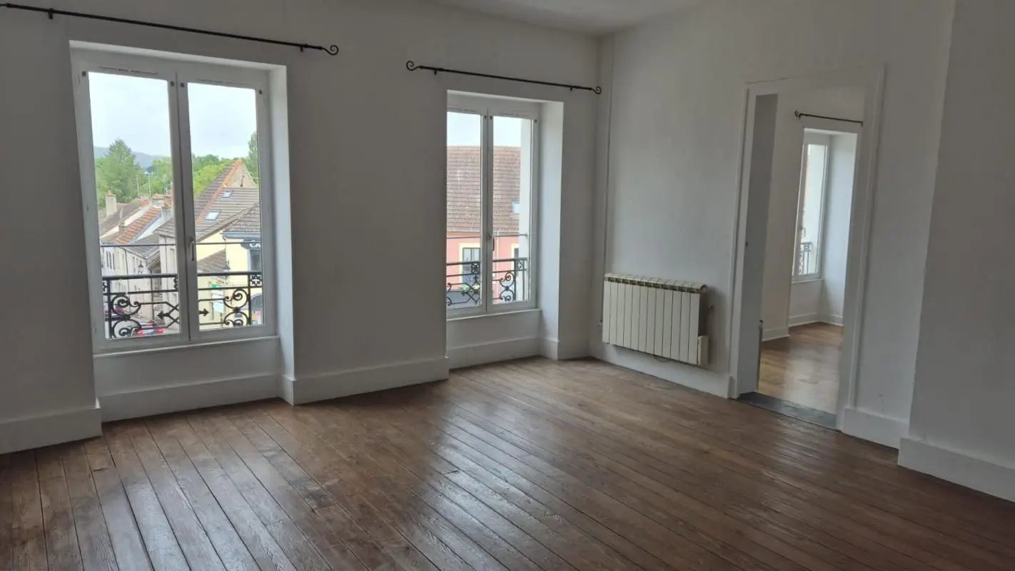 Appartement à louer, 106m², Toulon-sur-Arroux