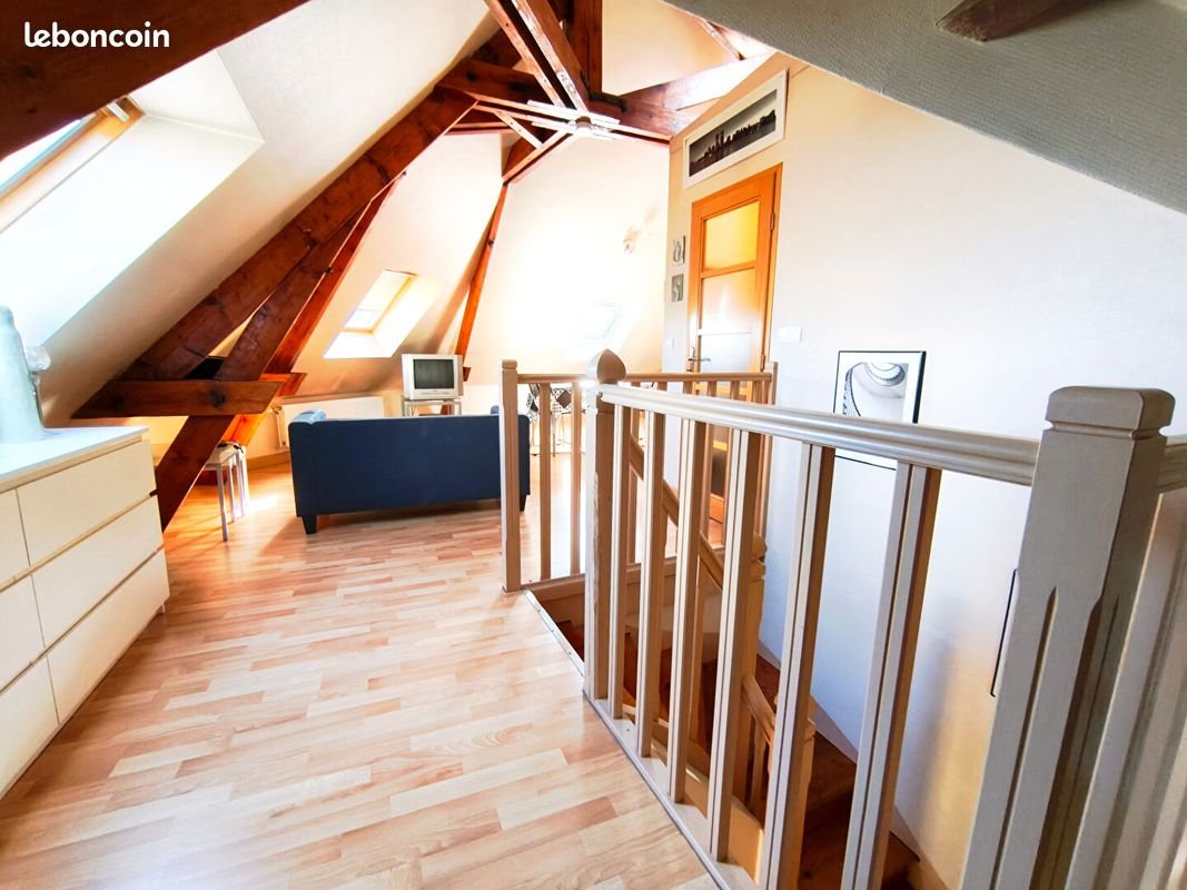 Appartement à louer, 28m², Albert