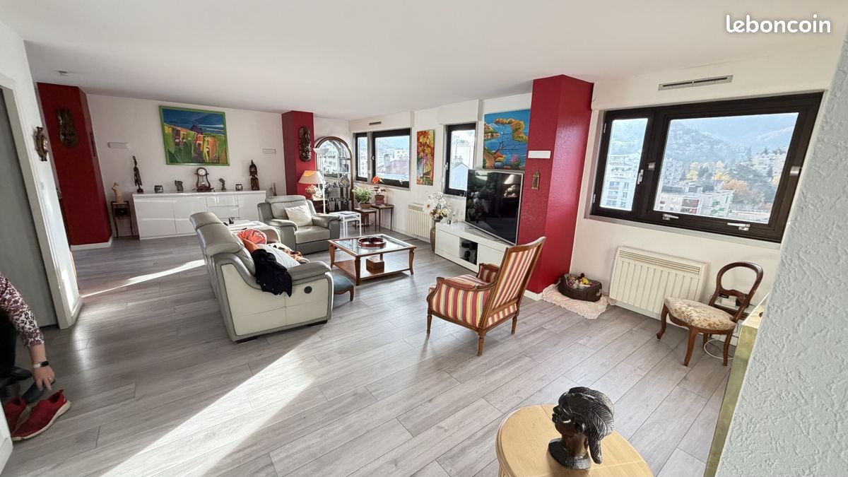 Appartement à vendre, 156m², Saint-Étienne