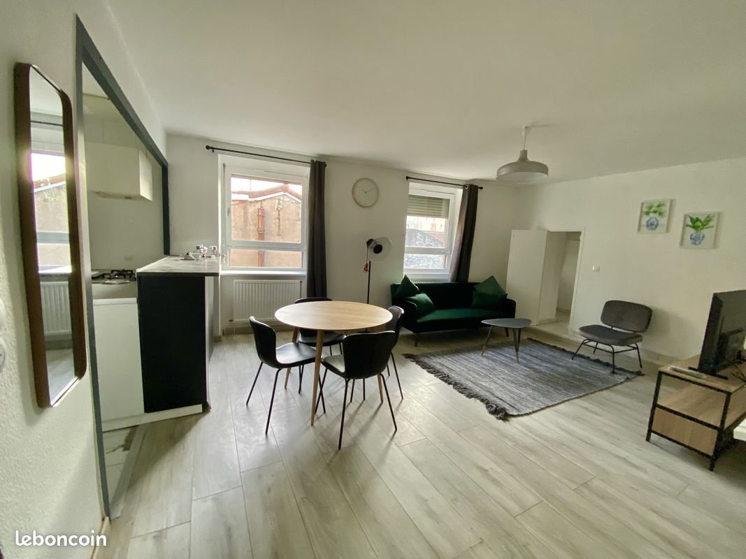 Appartement à louer, 85m², Saint-Étienne