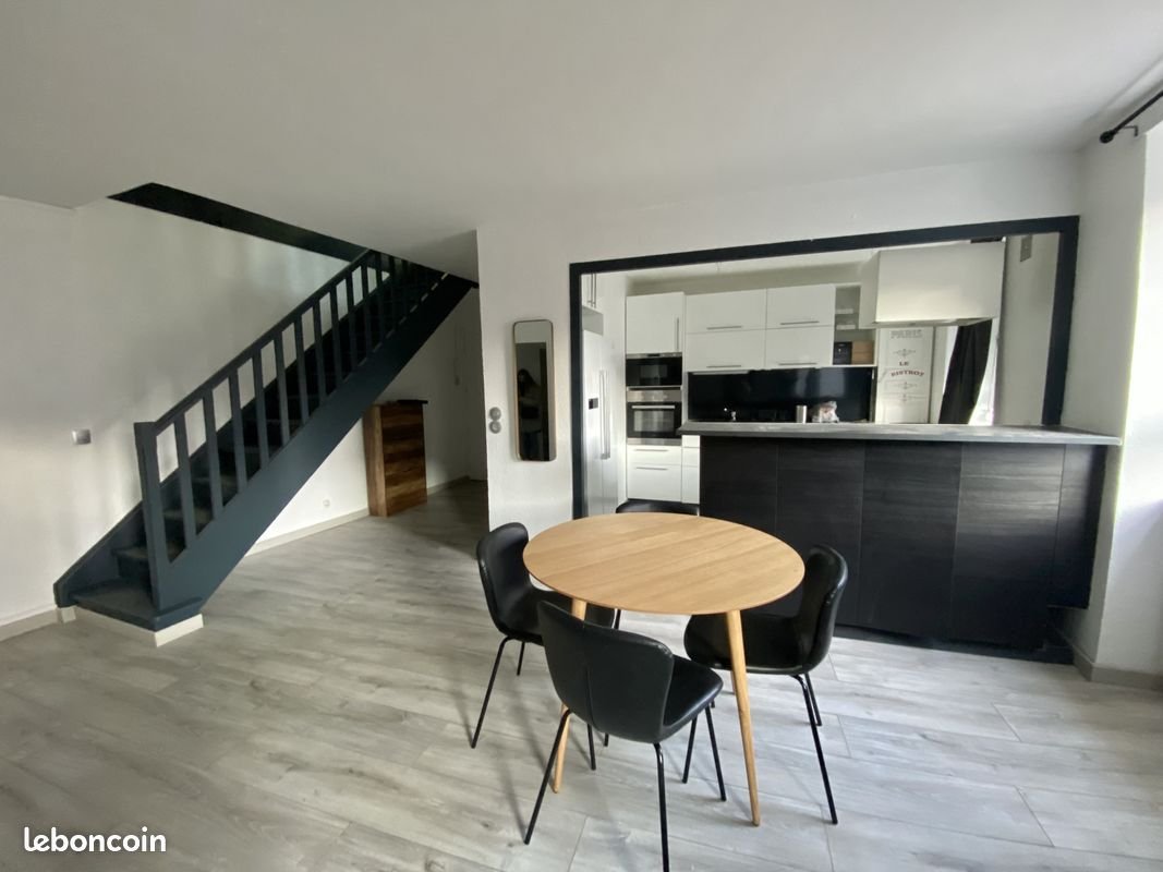 Appartement à louer, 85m², Saint-Étienne