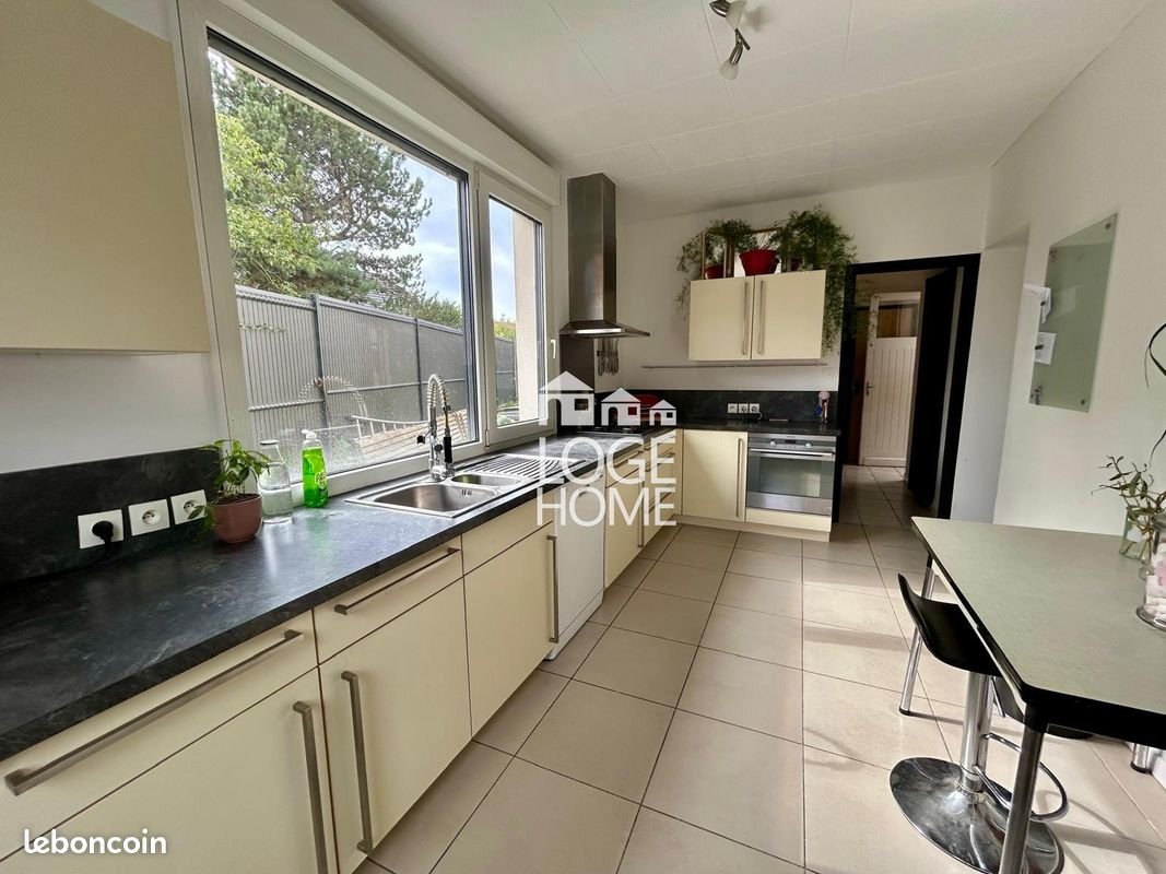 Maison à vendre, 117m², Hem