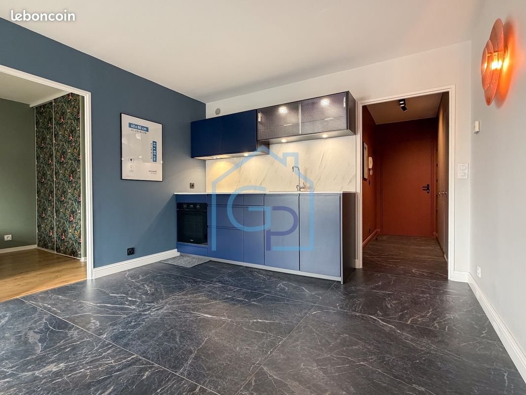 Appartement à louer, 40m², Courbevoie