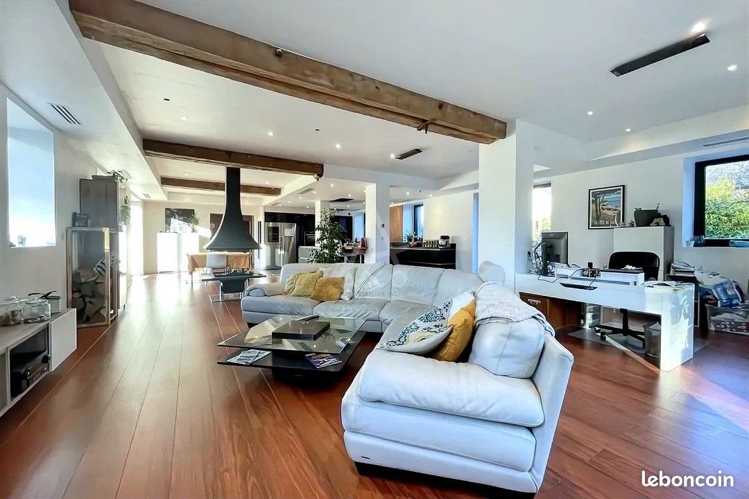 Maison à vendre, 360m², Bréal-sous-Montfort