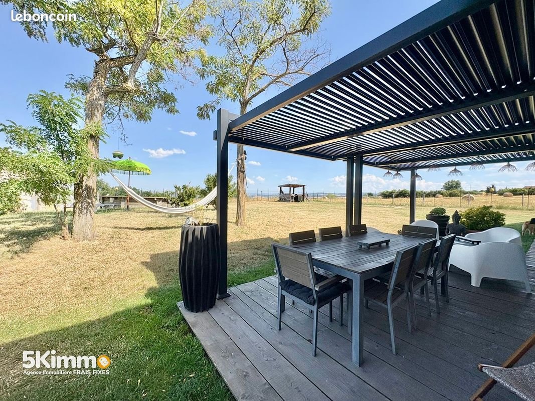 Maison à vendre, 220m², Boisset-Saint-Priest