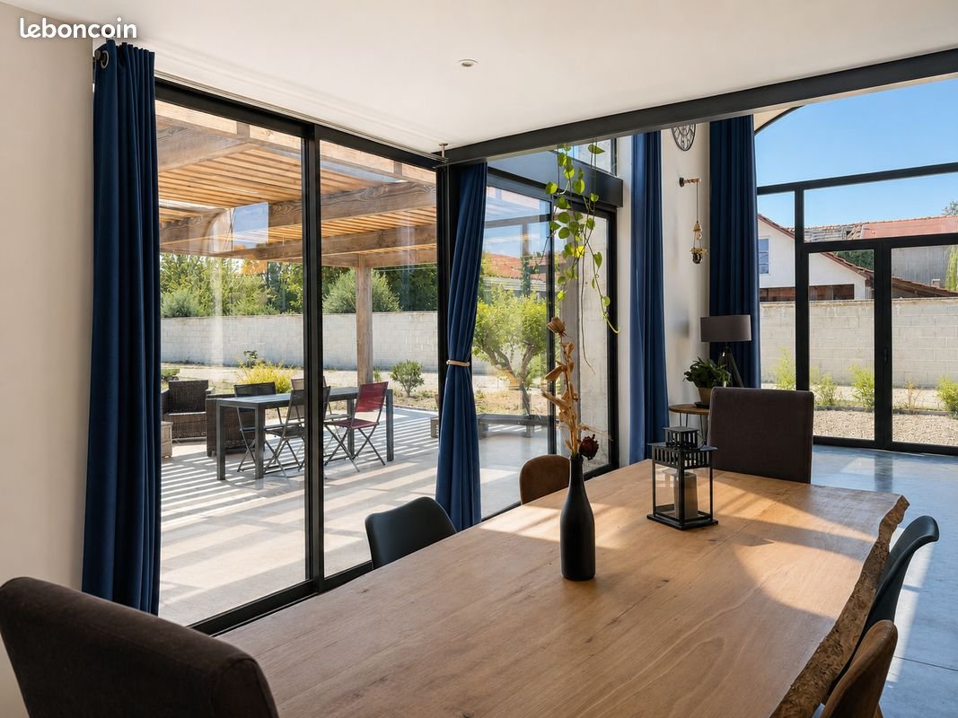 Maison à vendre, 306m², Mansle