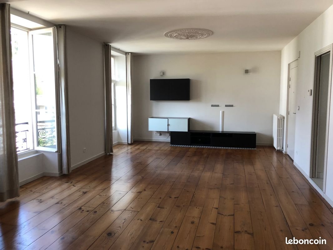 Appartement à louer, 80m², Pau