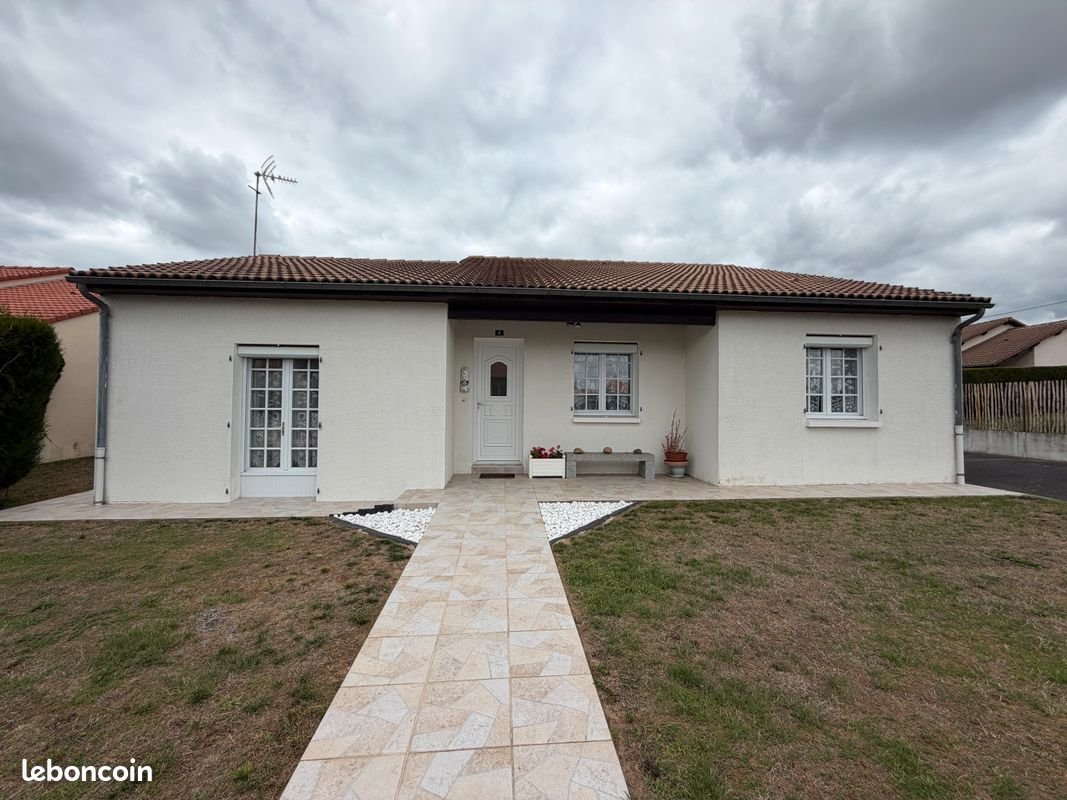 Maison à vendre, 105m², Saint-Pierre-des-Échaubrognes