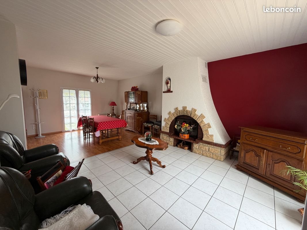 Maison à vendre, 105m², Saint-Pierre-des-Échaubrognes