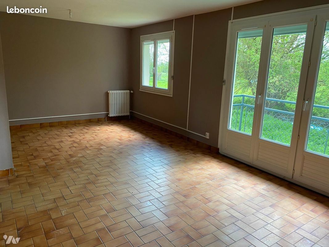 Maison à louer, 87m², Jumièges