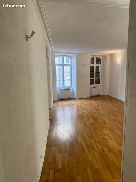 Appartement à louer, 60m², Aubenas