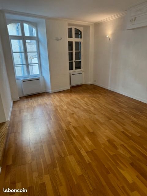 Appartement à louer, 60m², Aubenas