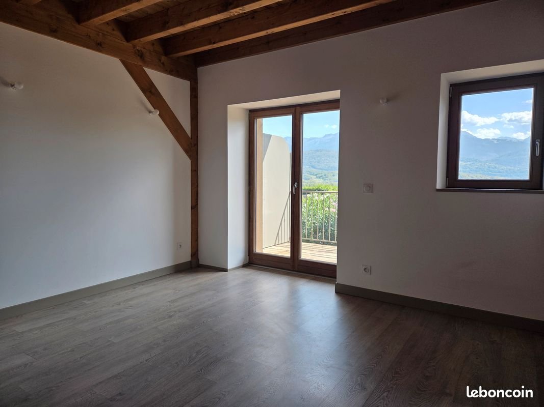 Appartement à louer, 53m², Porte-de-Savoie