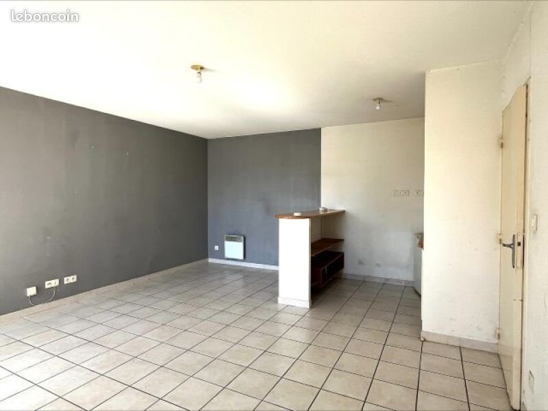 Appartement à louer, 46m², Nîmes