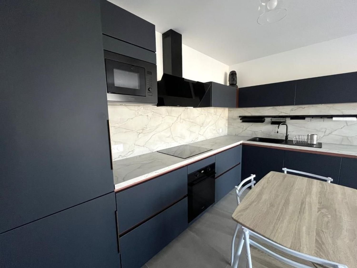 Appartement à louer, 61m², Furiani