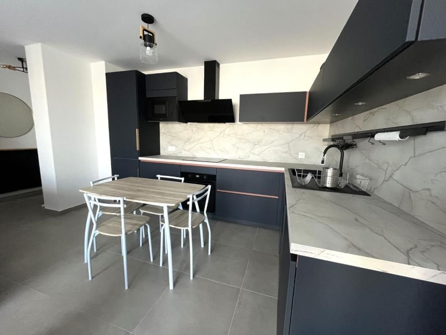 Appartement à louer, 61m², Furiani