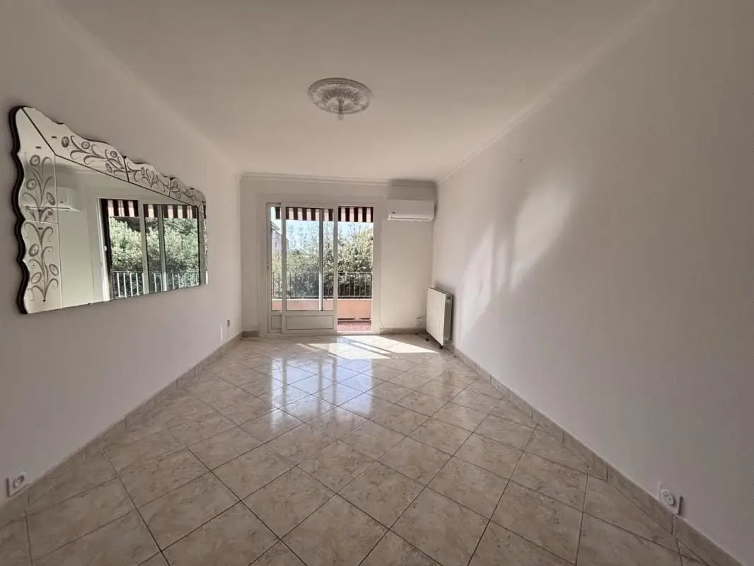 Appartement à louer, 70m², Bastia